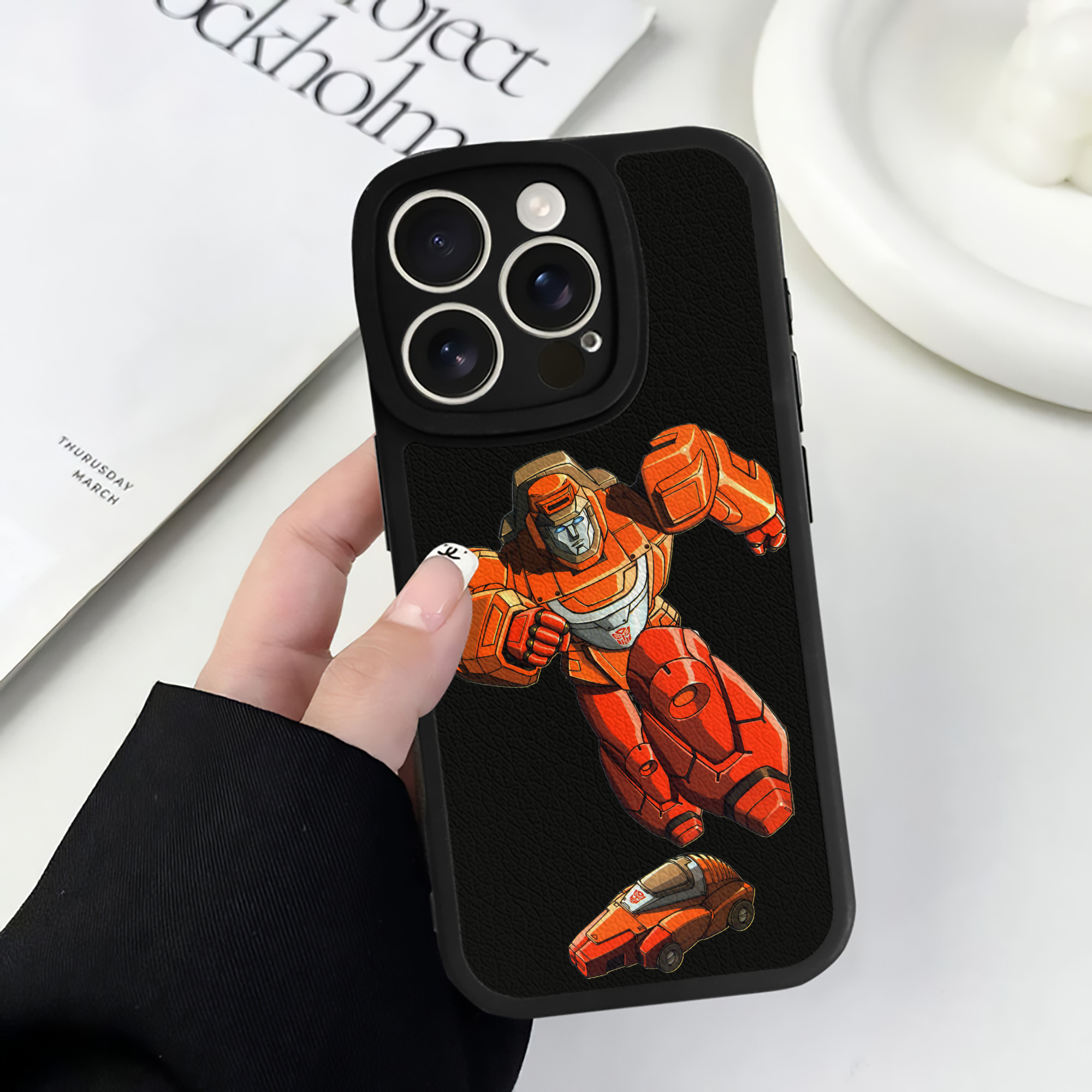 （画像用）  【iPhone 16シリーズ対応】シリコンスマホケース（レザー調） 材質：シリコン
